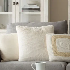 Banak Chey Coussin luxe crème