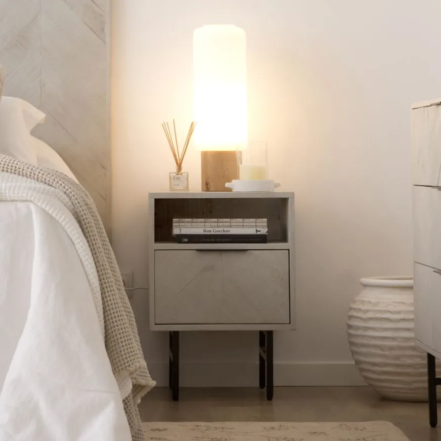 Banak Enzo Table de nuit en bois massif et métal couleur blanc wild