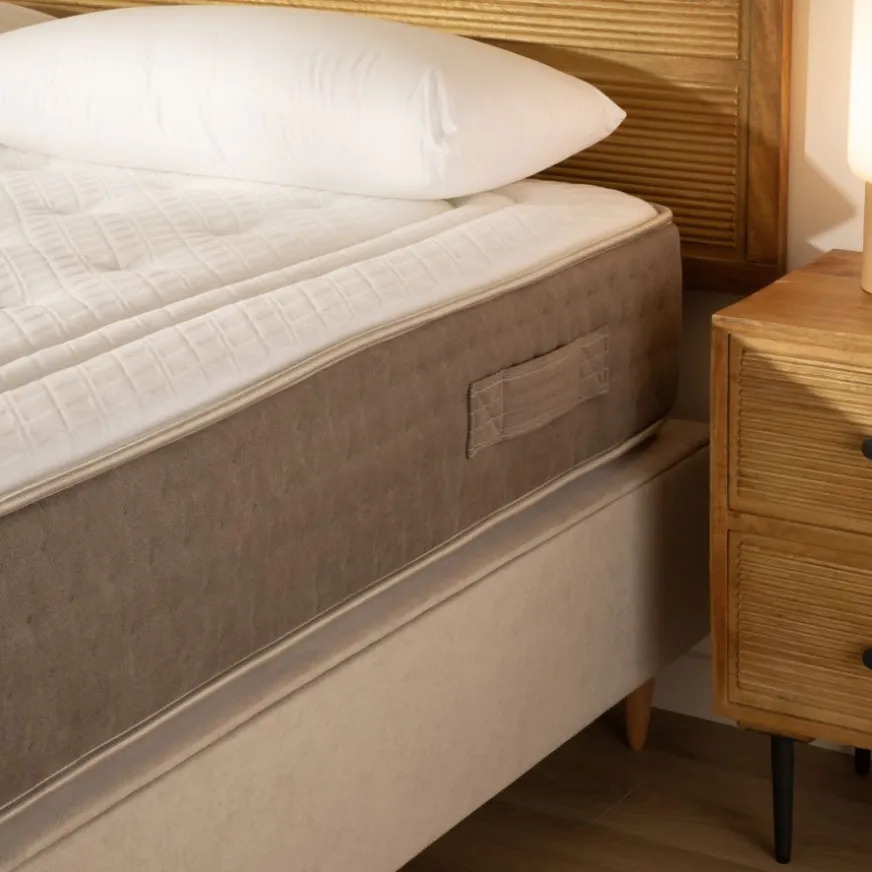 Banak Epona Matelas à ressorts ensachés et viscoélastique 150 x 190 cm