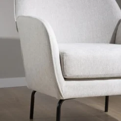 Banak Gali Fauteuil beige avec pieds en métal