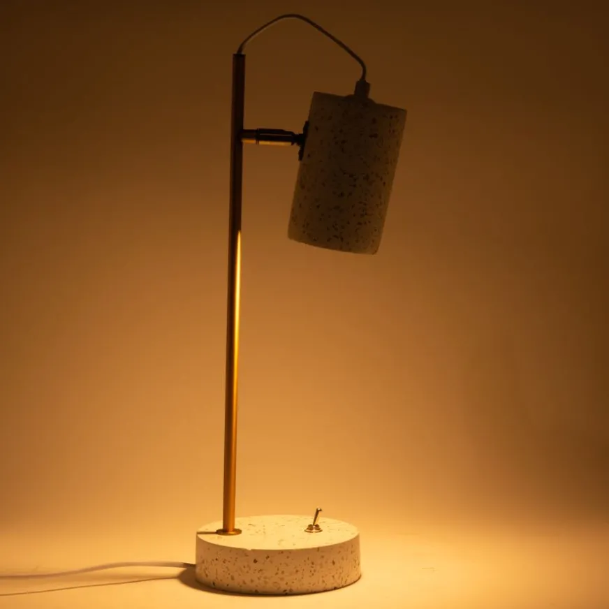 Banak Glame Lampe de table en ciment et métal