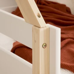 Enfant Banak Haus Cama alta con tobogán para colchón de 90x190 lacada en blanco y natural