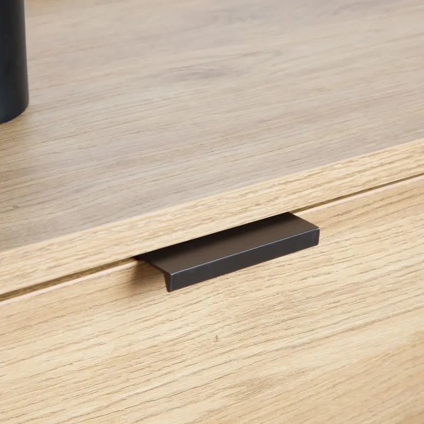 Banak Indigo Buffet bas