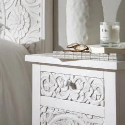 Banak Indira Table de nuit blanche en bois massif sculpté de manguier