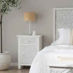 Banak Indira Table de nuit blanche en bois massif sculpté de manguier