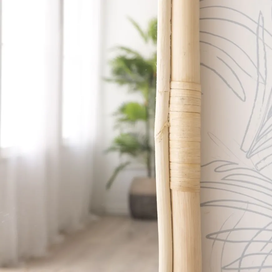 Banak Isna Miroir mural en rotin naturel