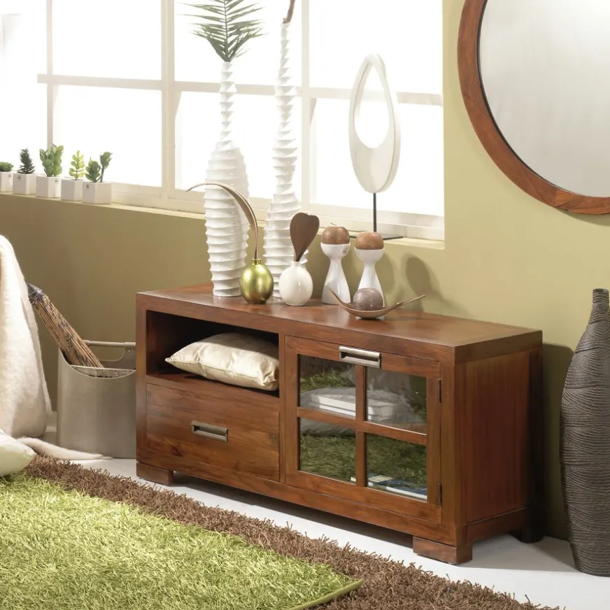 Banak Kenia Meuble tv petit en bois de teck de couleur.