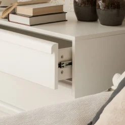 Banak Margot Commode en bois laqué blanc