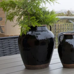 Banak Mobas Cruche en métal