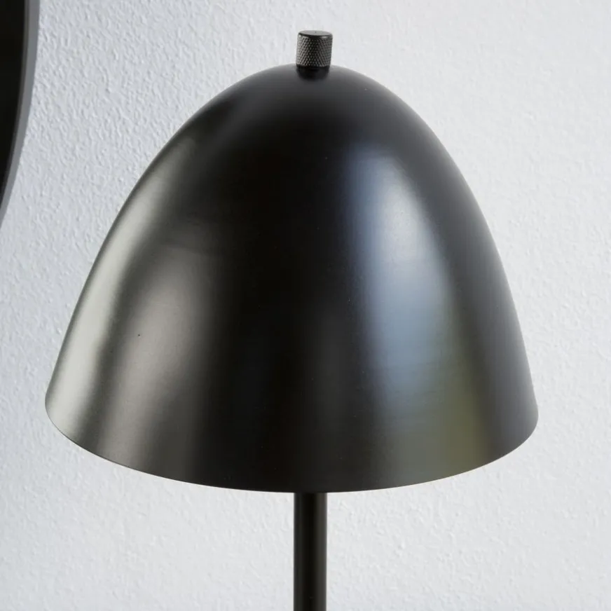 Banak Natu Lampe table métal noir