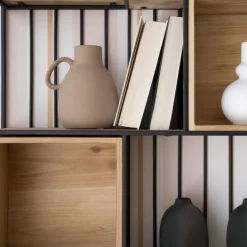 Banak Shenan étagère murale en bois et métal noir