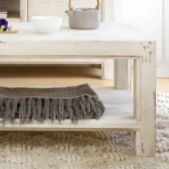 Banak Soho Table basse rectangulaire en bois massif de couleur blanc décapé