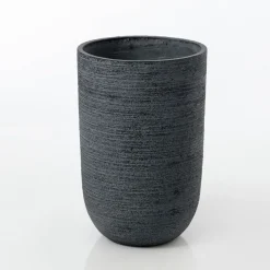 Banak Tole Cache-pot