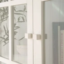 Banak Tribeca Vitrine en bois laqué blanc