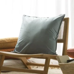 Banak Vela Coussin décoratif en velours pour canapé de couleur bleue