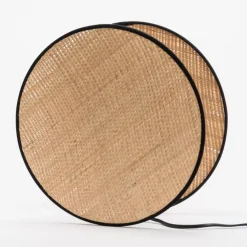 Banak Visi Lampe table