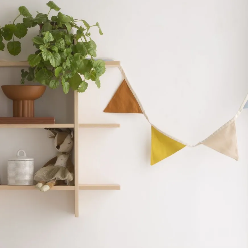 Enfant Banak Zanzi Guirlande de fanions colorés